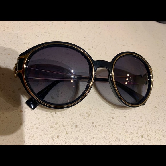 Versace 4342 Sunglasses 🕶 - Picture 1 of 5